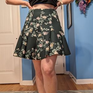 Lauren Conrad pleated garden skirt